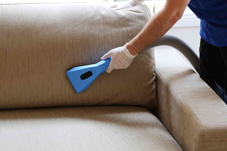 Mistakes-To-Avoid-on-Upholstery-Cleaning-768x512-1